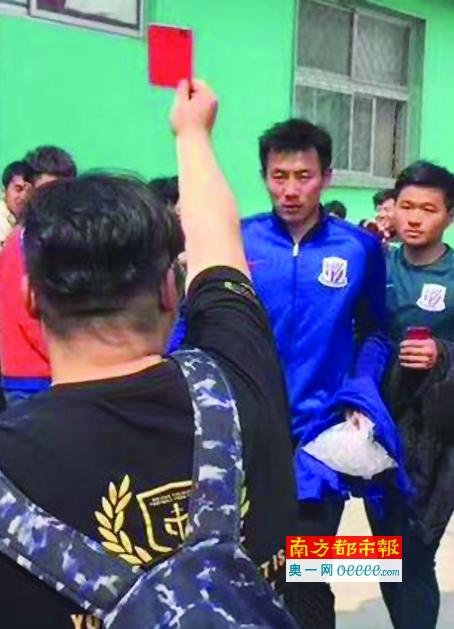 在回答球迷提问时，The Athletic记者奥恩斯坦透露，切尔西不考虑引进门将，俱乐部的重点更可能是前场。